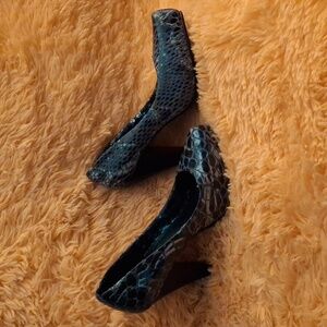 Women Snake Print Heel